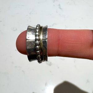 Silver fidget ring with gold